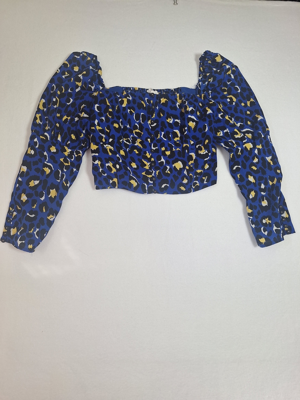 Riha Blue Leopard Print Puff Sleeve Crop Top